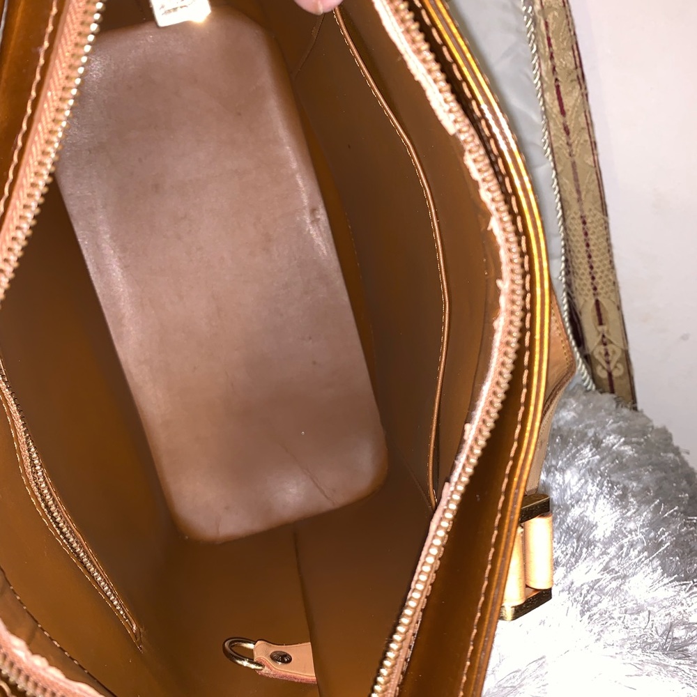 Louis Vuitton  Vintage Vernis Houston Tote bag - Picture 8 of 8